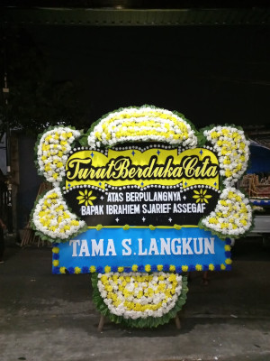 Papan Bunga Duka di Pulubala